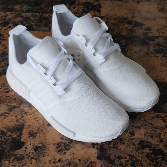 do nmds fit true to size